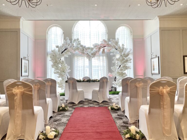 Hurricane vases, light ivory heart arch