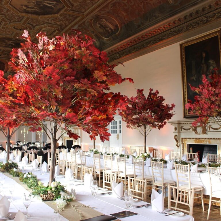 Deluxe 1.8m tree with autumn branches